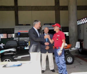 Luís Cabral entrega nova viatura de salvamento ao corpo de bombeiros da ilha das Flores