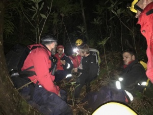 2 indivíduos resgatados com sucesso no trilho do Pico da Vara na Povoação