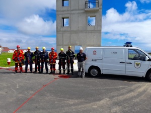 Curso de Recertificação de Salvamento em Grande Ângulo para bombeiros no Faial