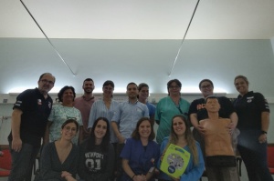 Cursos de Suporte Básico de Vida com Desfibrilhação Automática Externa para profissionais de saúde em São Miguel