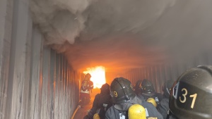Curso de Combate a Incêndios (nível I) para bombeiros na Terceira