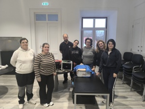 Curso de Suporte Avan&ccedil;ado de Vida Cardiovascular nas Flores