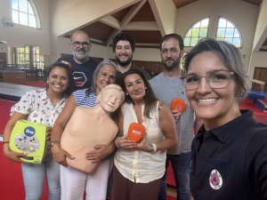 Curso de Suporte B&aacute;sico de Vida com Desfibrilha&ccedil;&atilde;o Autom&aacute;tica Externa para Leigos em S&atilde;o Miguel